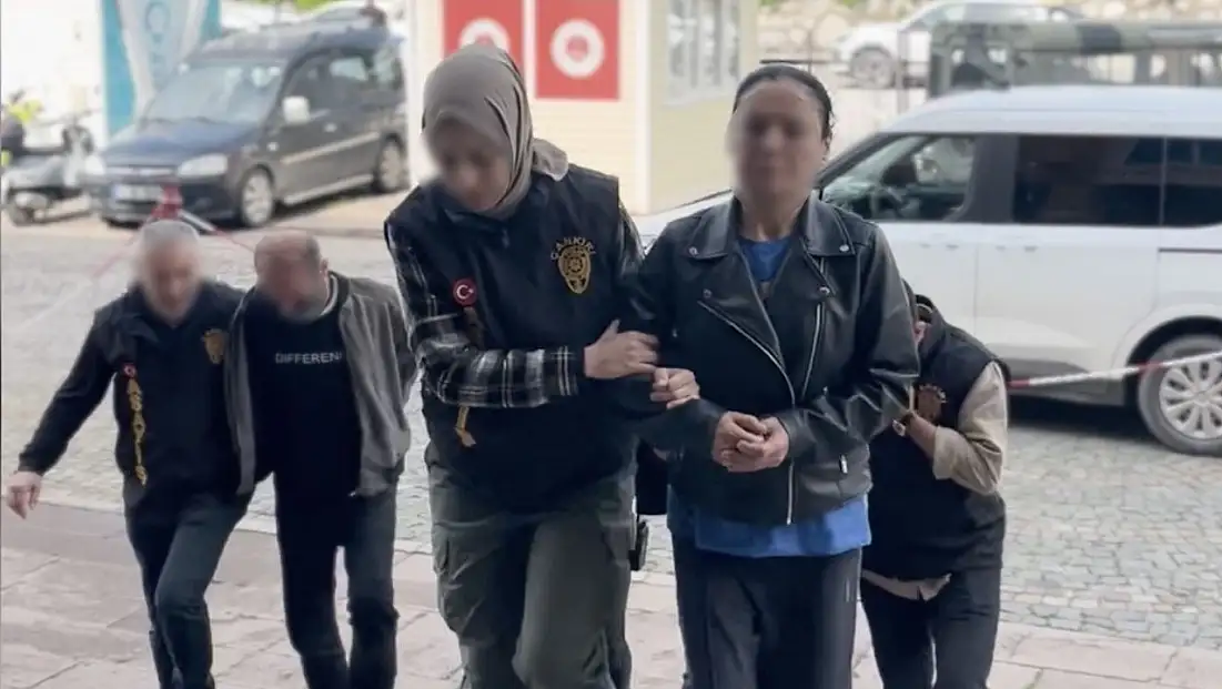 'Masaj Salonu' Adı Altındaki İkametlerde Fuhuş Operasyonu