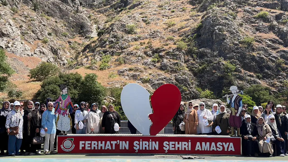 Amasya Kültür Turları Devam Ediyor: 800 Kişi Kültürel Zenginliklerle Buluştu