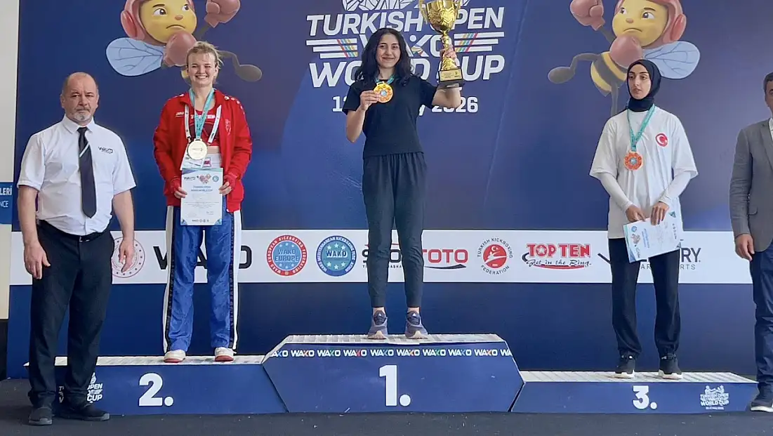 Dünya Kupası’nda Kastamonu Rüzgârı: 3. Kez Dünya Şampiyonu Oldu