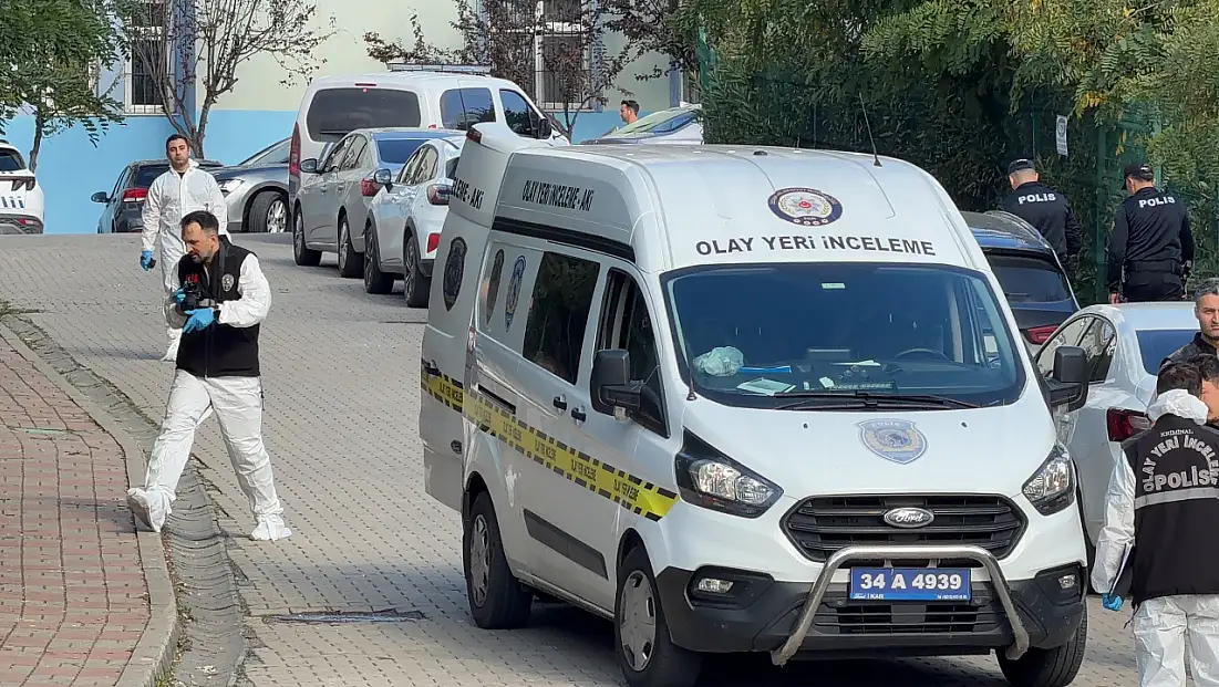 Başakşehir'de Orta Okulda Bıçaklı Saldırı