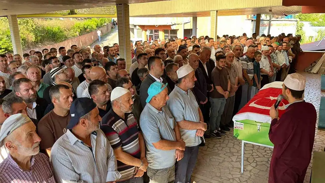 Beypazarı'ndaki maden kazasında hayatını kaybeden işçi son yolculuğuna uğurlandı