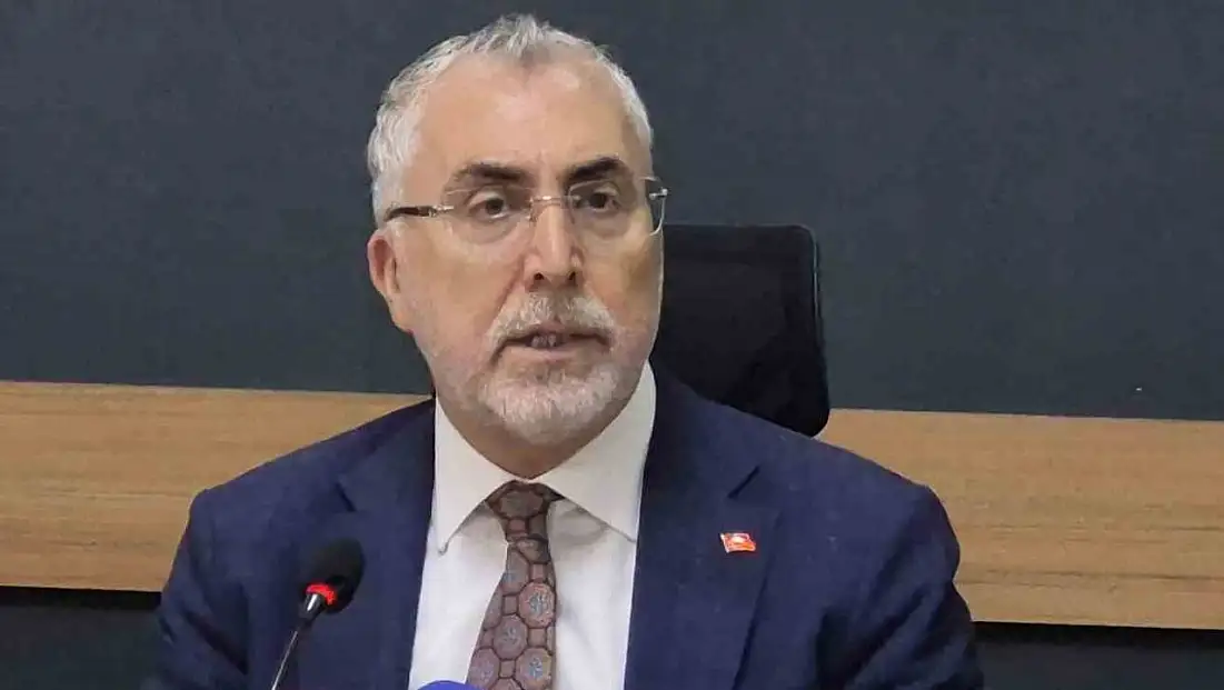 Çalışma ve Sosyal Güvenlik Bakanı Vedat Işıkhan: ''Türkiye artık gelişmelerin seyrine yön veren bir ülkedir''