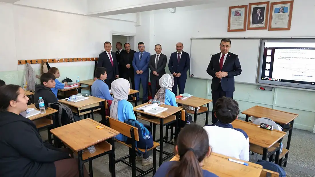 Hasan Gümüş, Fatih İlkokulu Ve Ortaokulunu Ziyaret Etti