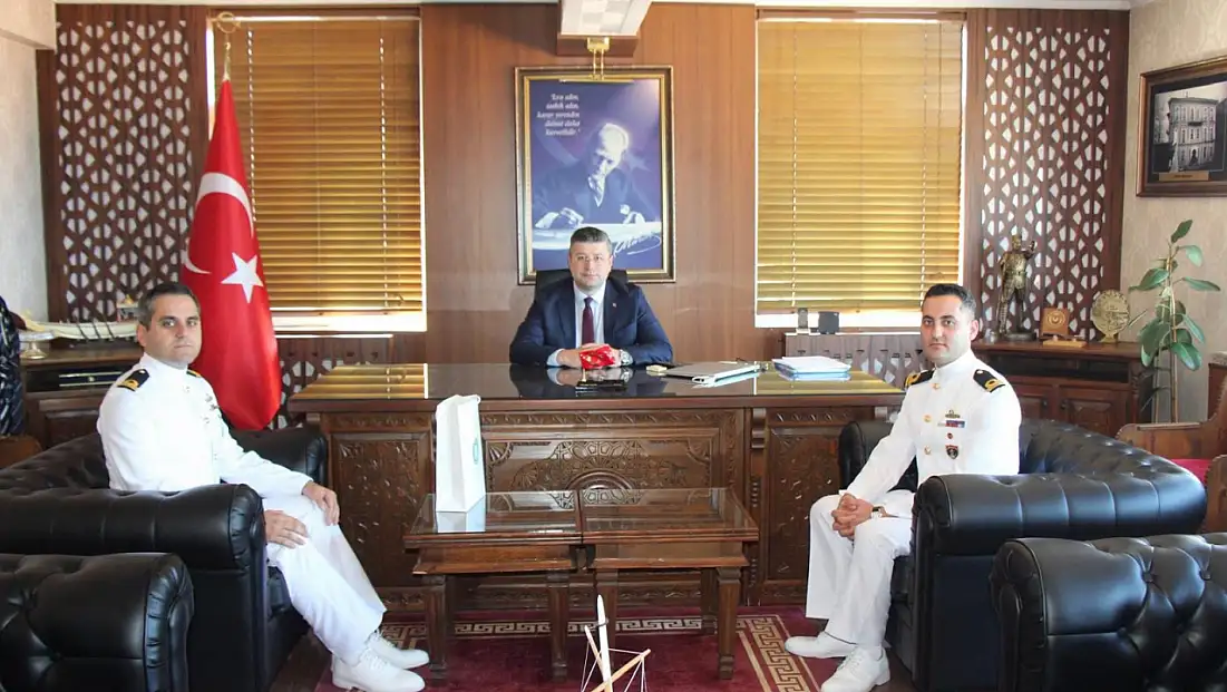 Kaymakam Uçar, TCG Tuzla Gemisi Komutanlarını Ağırladı