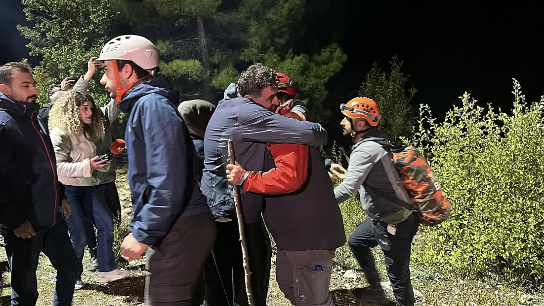 Mahsur Kalanlara Dron İle Ulaştırılan Telsiz, Kurtuluşun Habercisi Oldu
