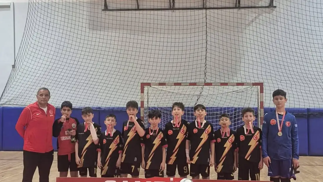 Namık Kemal Ortaokulu Futsalda Kastamonu Şampiyonu Oldu