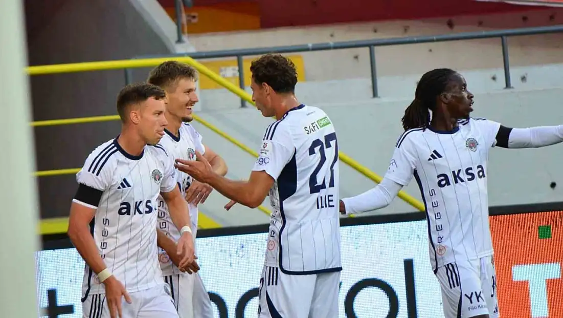 Trendyol Süper Lig: Çorum FK: 0 - Kasımpaşa: 1 (İlk yarı)