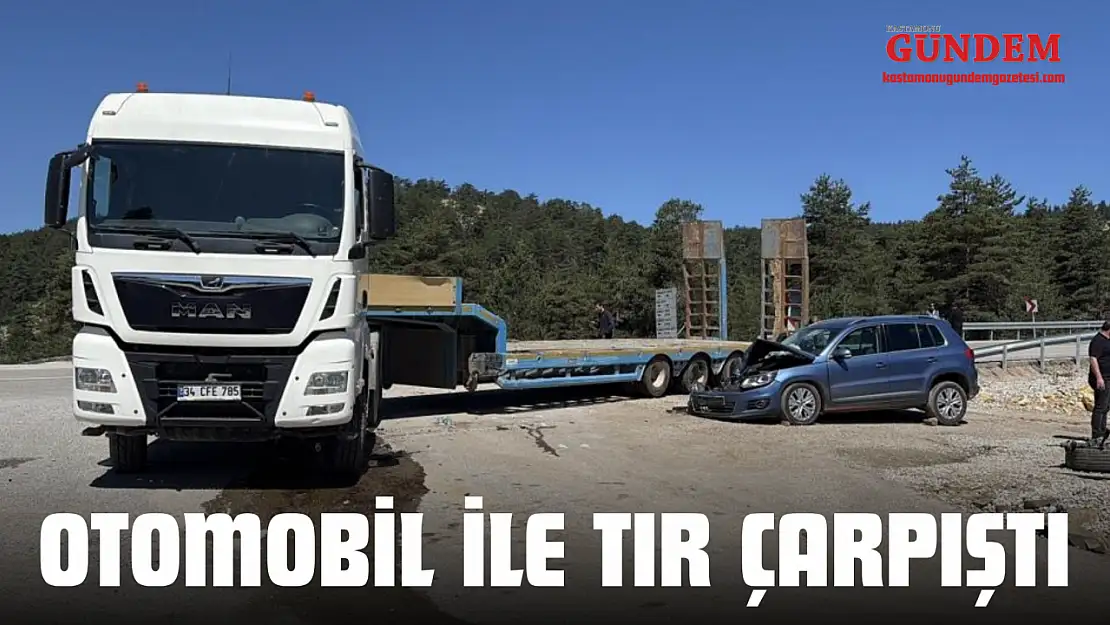 Otomobil İle Tırın Çarpıştığı Kazada 4 Kişi Yaralandı