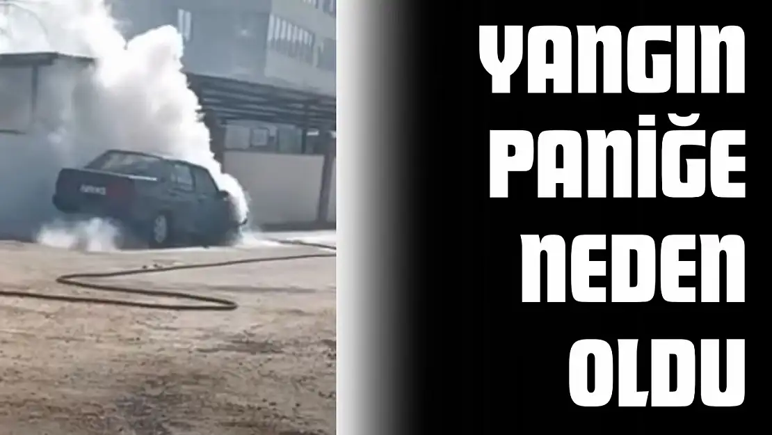 Park Halindeki Otomobil Yangında Kullanılamaz Hale Geldi