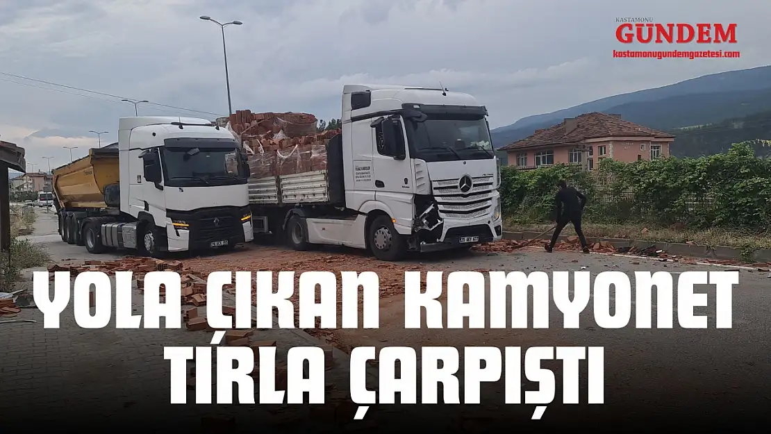 Yola Çıkan Kamyonet Tırla Çarpıştı