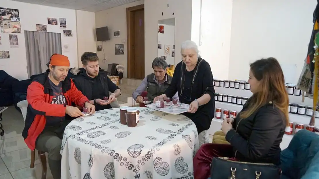 Yöresel Ürünlere Değer Katıyorlar