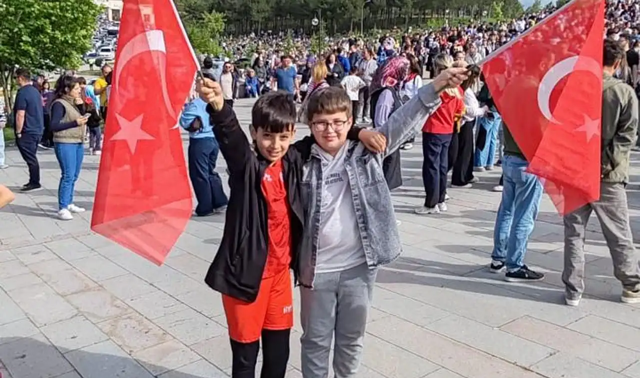 Kastamonu'ya Yakışan Bir Etkinlik Semasından Türk Yıldızları Geçti