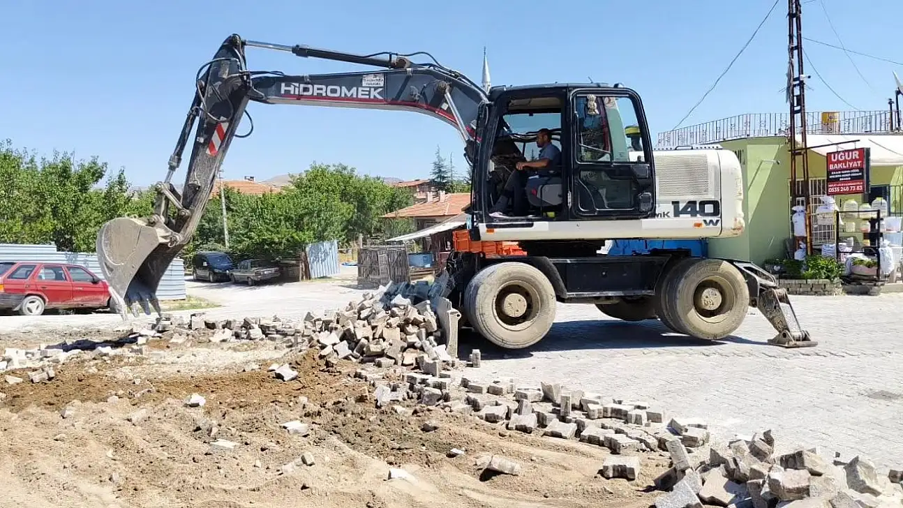 Sungurlu'da asfalt çalışmaları tam gaz devam ediyor