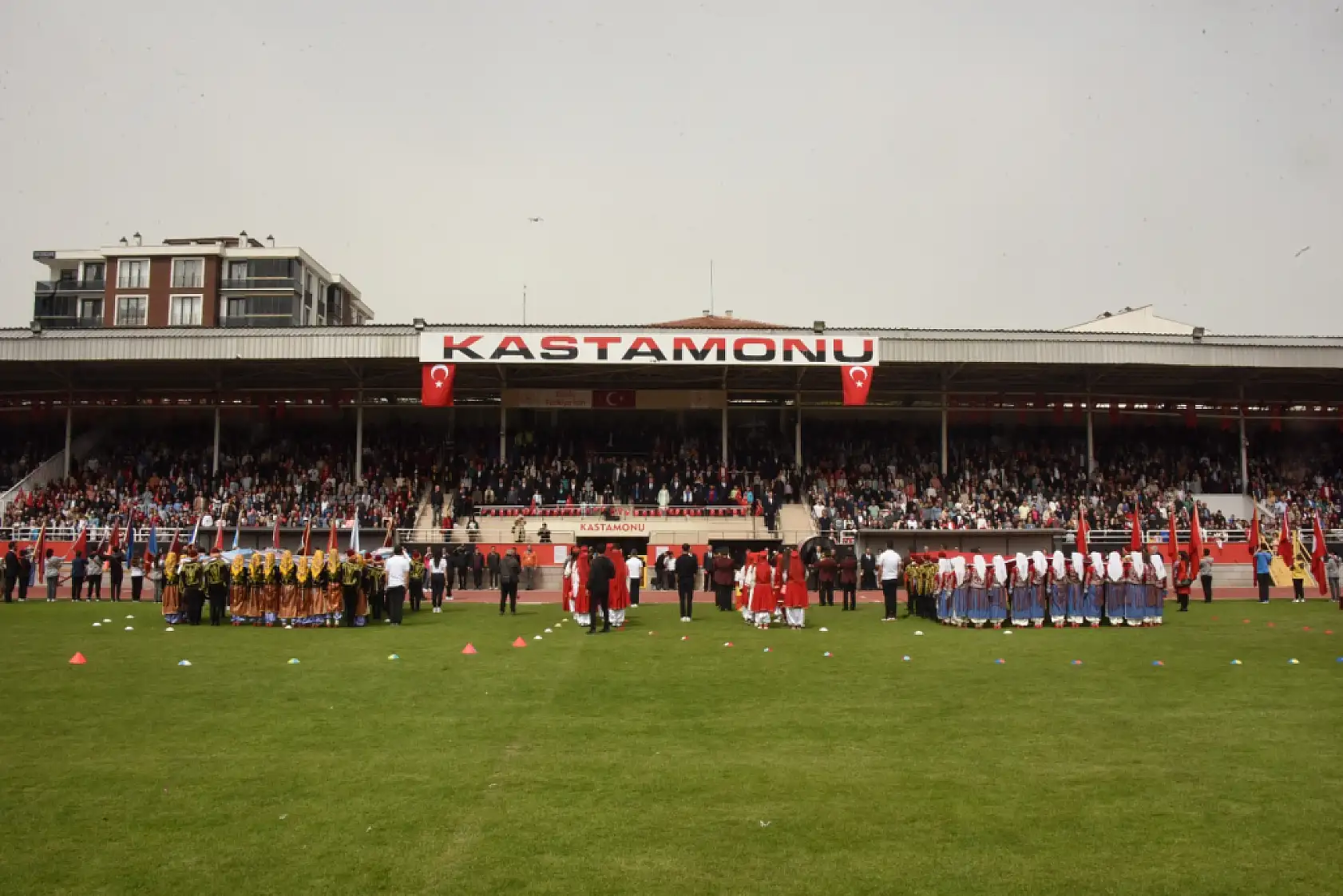 23 Nisan Coşkusu Gazi'de Doruğa Ulaştı