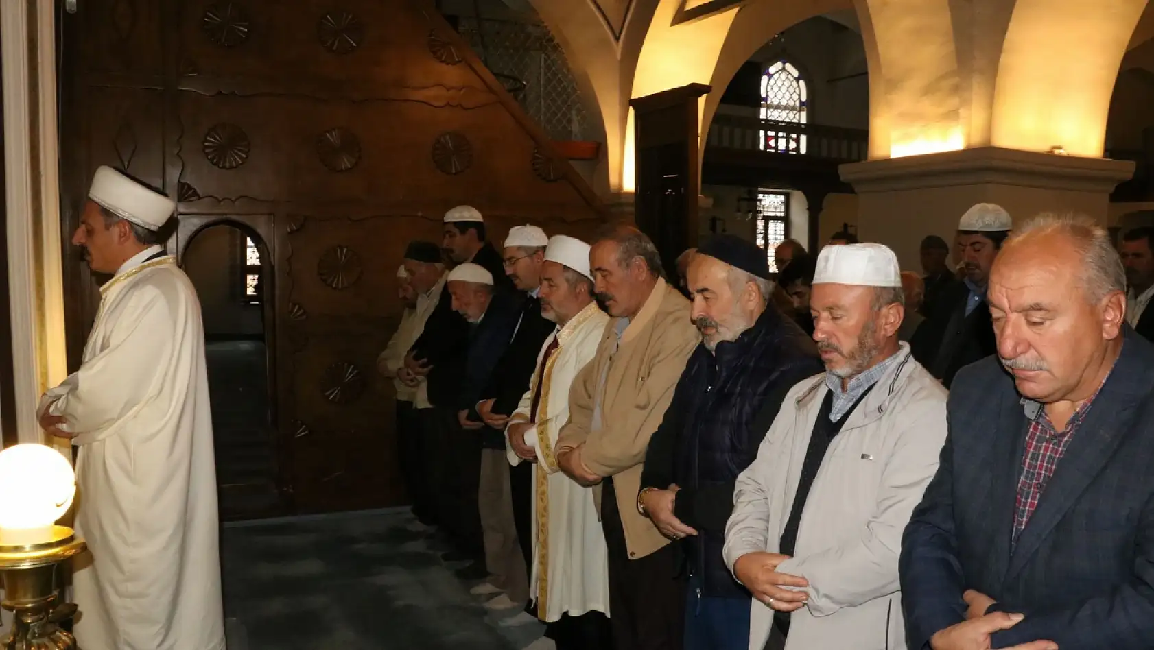 Filistinliler için gıyabi cenaze namazı