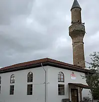 335 Yıllık Minare Zamana Meydan Okuyor