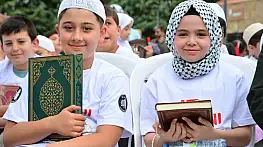 15 Temmuz şehitlerine vefa: 600 çocuk Kur'an-ı Kerim okudu