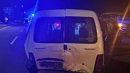 Bolu'da otomobil ile hafif ticari araç çarpıştı: 2 yaralı