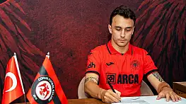 Çorum FK, Gökhan Sazdağı'nı transfer etti