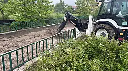 Debisi Artan Dere Taştı, Köy Halkı Tedirgin Oldu