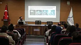 KBÜ'deki konferansta Osmanlı'dan Cumhuriyet'e uzanan süreç değerlendirildi