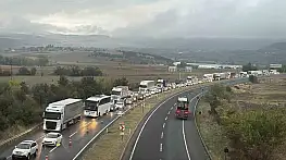Kemikli rampalarındaki yol çalışması trafiği tek yönlü durma noktasına getirdi