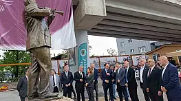 Miting Ve Açılışların Unutulmaz İsmi Seyfi Usta'nın Heykeli Açıldı