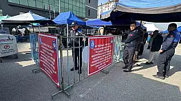 Müşterilerin Ürün Seçmesine İzin Vermeyen Pazarcının Tezgahına Kapatma Cezası