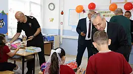 Polis Emeklileri Derneğinden öğrencilere okula başlangıç seti desteği