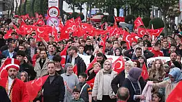 Yüzlerce Bolulu 200 Metrelik Türk Bayrağı Eşliğinde Yürüdü