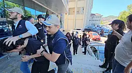 Zonguldak'ta terör örgütü operasyonunda gözaltına alınan 4 öğrenciden 3'ü tutuklandı