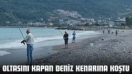 Oltasını Kapan Deniz Kenarına Koştu
