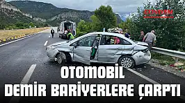 Otomobil Demir Bariyerlere Çarptı, Yaralılar Var!