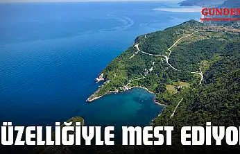 Güzelliğiyle Mest Ediyor