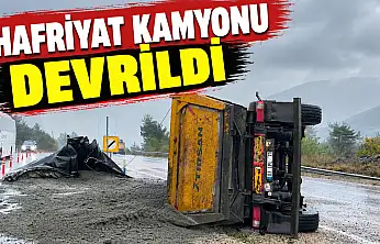 Hafriyat Kamyonu Devrildi