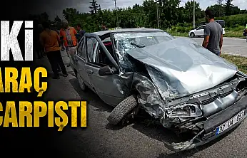 İki Araç Çarpıştı