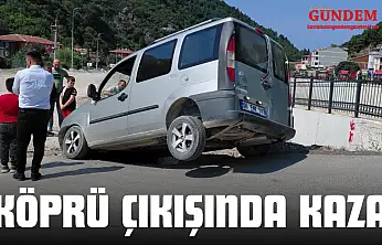 Köprü Çıkışında Kaza