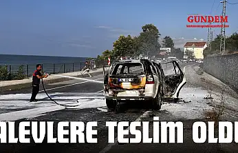 Otomobil Alevlere Teslim Oldu