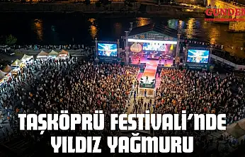 Taşköprü Festivali'nde Yıldız Yağmuru