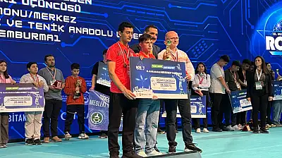 18. Uluslararası MEB Robot Yarışması'nda Gururlandıran Türkiye Derecesi