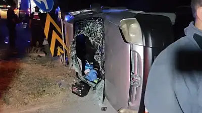 Çankırı'da iki hafif ticari araç çarpıştı: 9 yaralı
