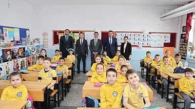 Gümüş, Taşköprü Muzafferettin Gazi İlkokulu'nda Öğrencilerle Buluştu