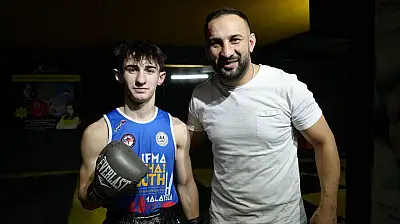 Hamza Eren Göksu, Dünya Şampiyonluğu İçin Ringde