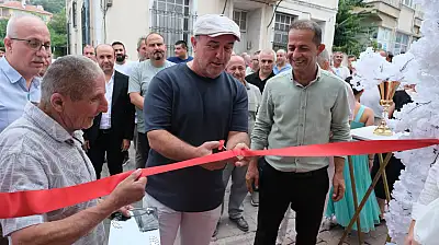 İnebolu'da Naz Beauty Salon Hizmete Açıldı