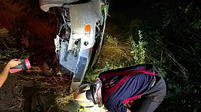 Kanala uçan otomobil hurdaya döndü: 1 yaralı