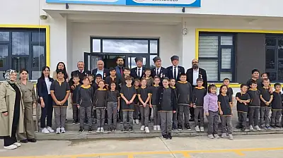 Kastamonu'da Öğrenciler, Gaziler Ve Şehit Yakınlarıyla Bir Araya Geldi