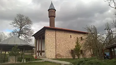 Kastamonu'nun 660 Yıllık Sırrı: Mahmut Bey Camii'nde Neden Tek Bir Çivi Yok?