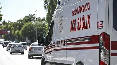 Minibüs İle Motosiklet Çarpıştı!