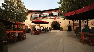 Yapımı 31 Yıl Sürdü, Asırlardır Ayakta