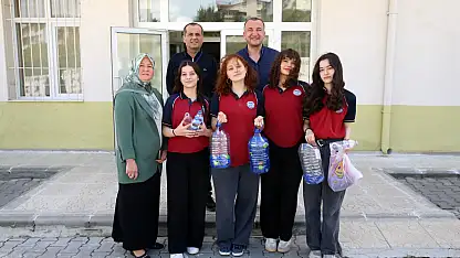 400 Kilogram Kapak Topladılar